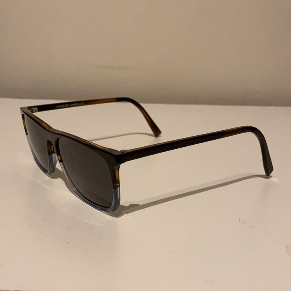 Square Sunglasses - image 4